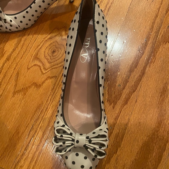 Polkadot black and white red Valentino low heels - Picture 7 of 7